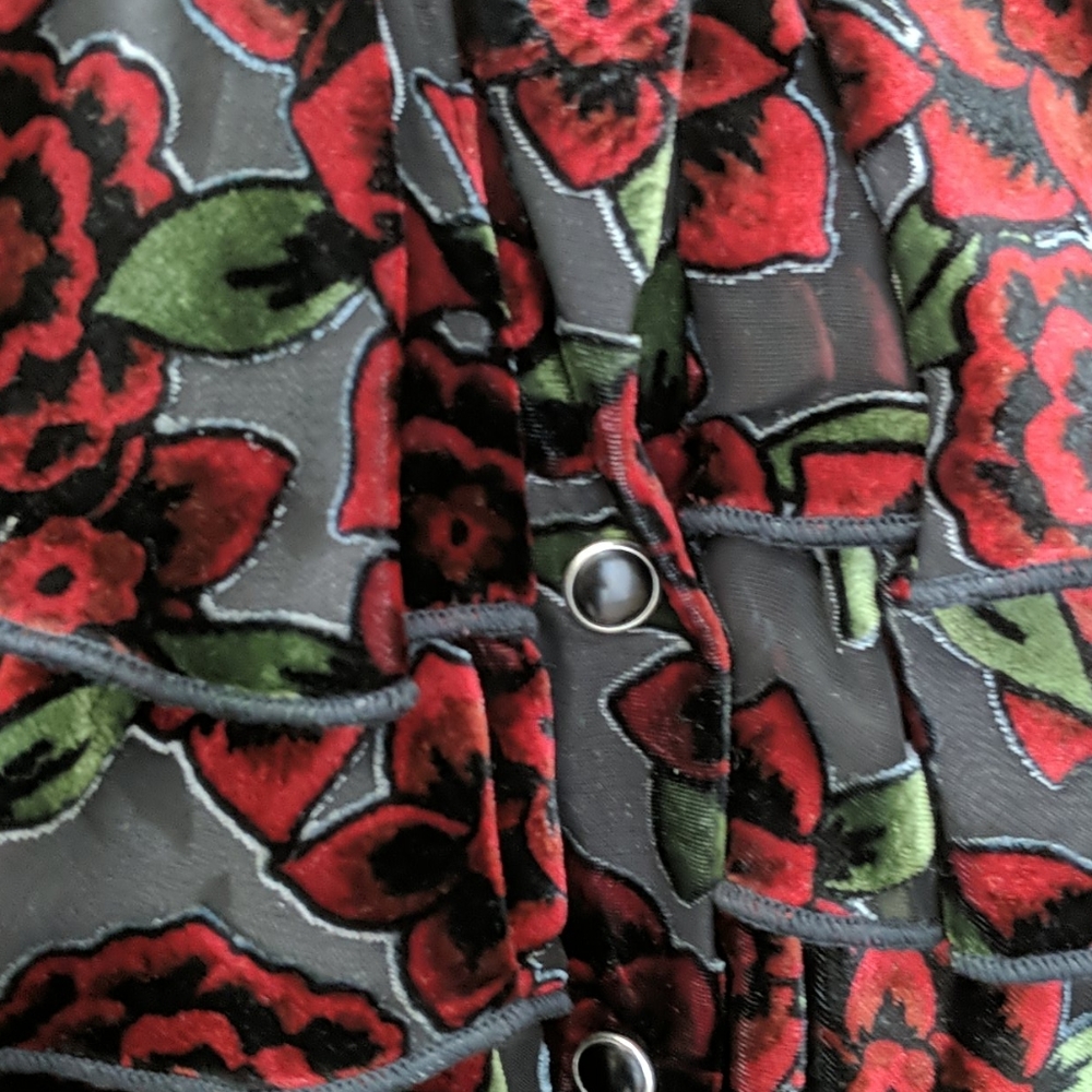 Blouse - Picture 2 of 3